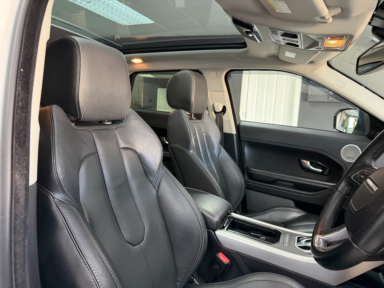 Used Land Rover Range Rover Evoque 2012 for sale - 77965446: Photo 11