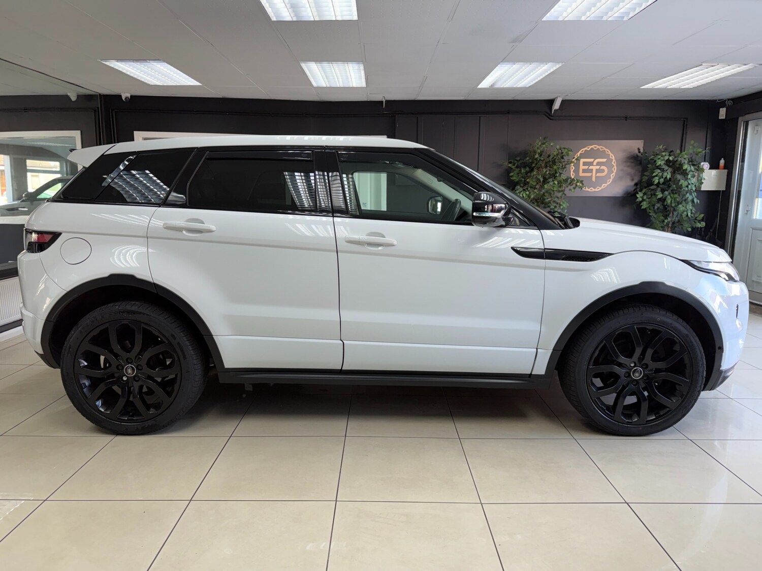 Used Land Rover Range Rover Evoque 2012 for sale - 77965446: Photo 6
