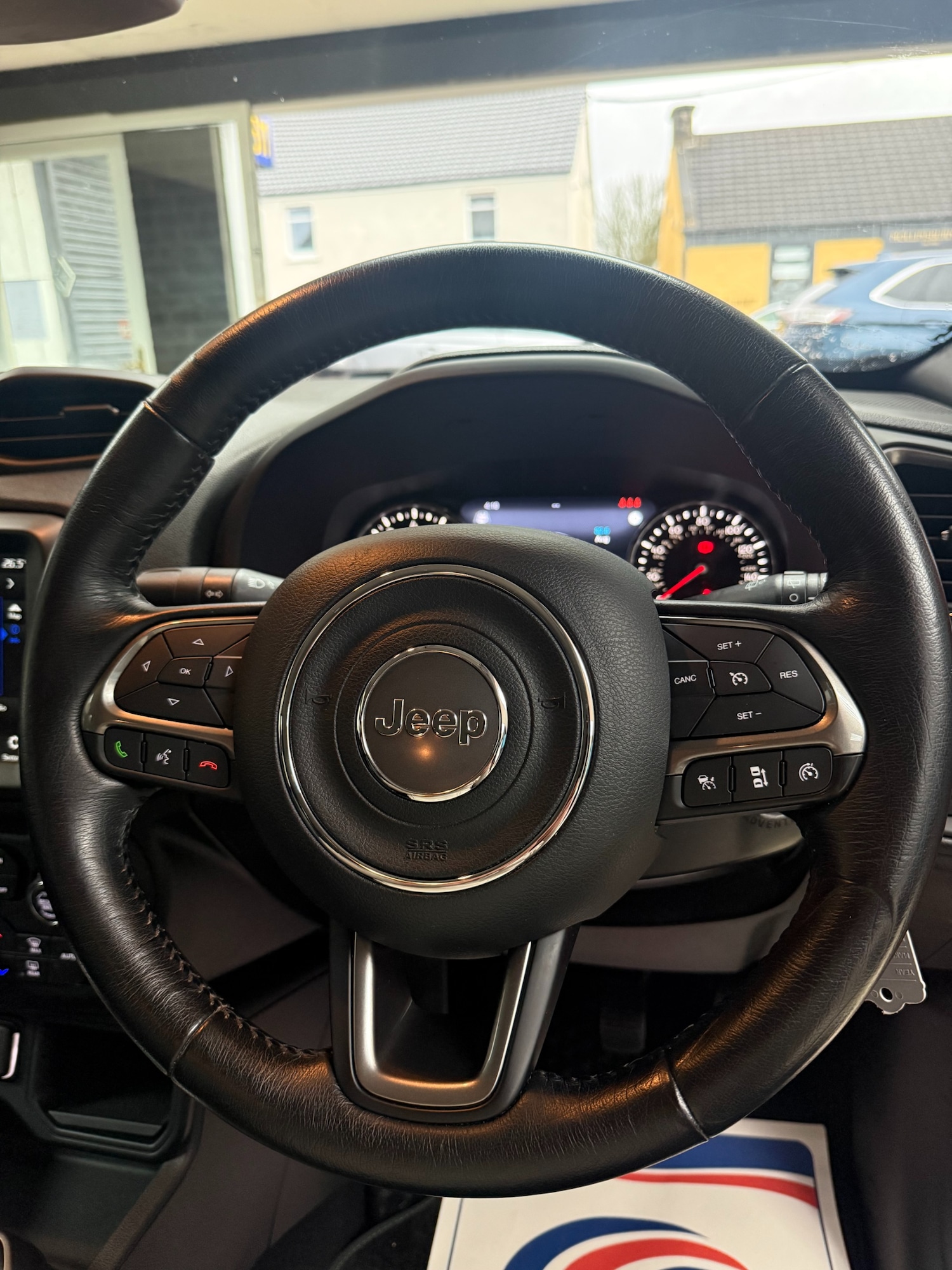 Used Jeep Renegade 2020 for sale - 77782137: Photo 12