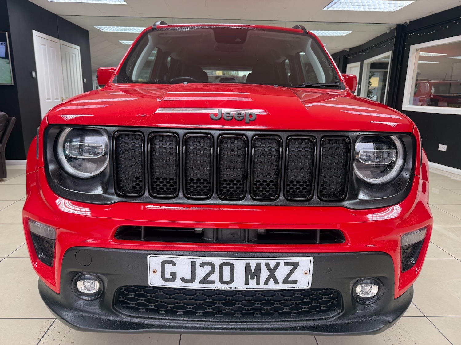 Used Jeep Renegade 2020 for sale - 77782137: Photo 2