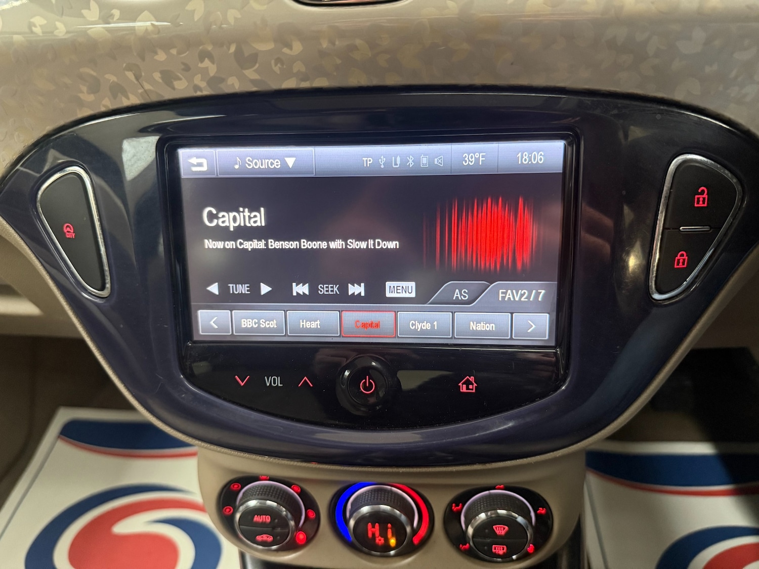 Used Vauxhall ADAM 2013 for sale - 77229167: Photo 15