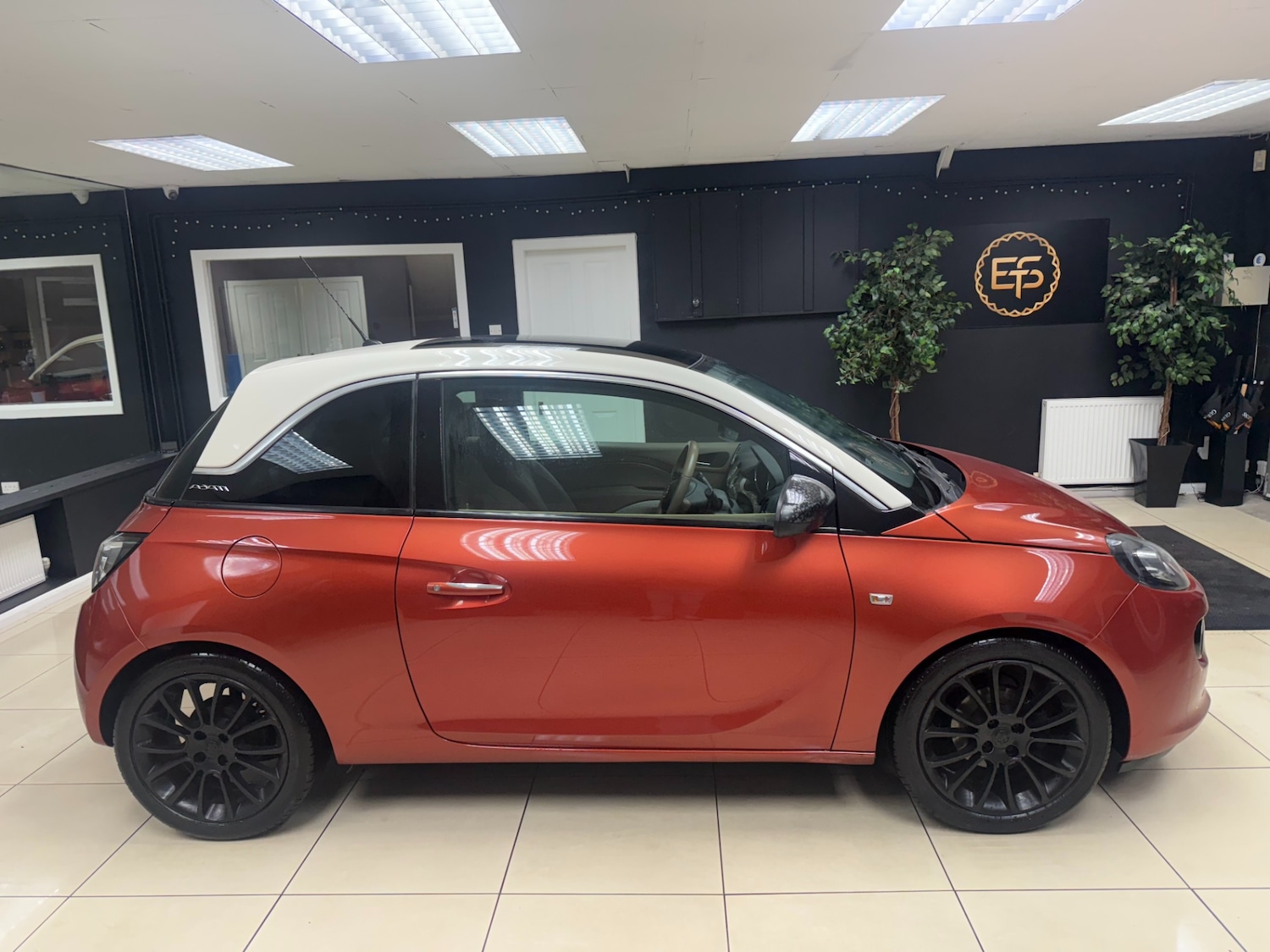 Used Vauxhall ADAM 2013 for sale - 77229167: Photo 5