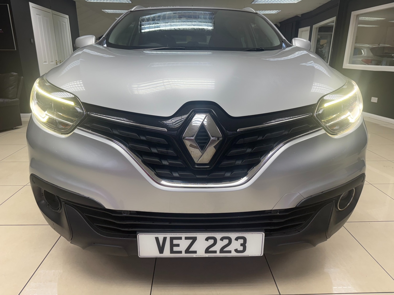Used Renault Kadjar 2015 for sale - 76161890: Photo 2