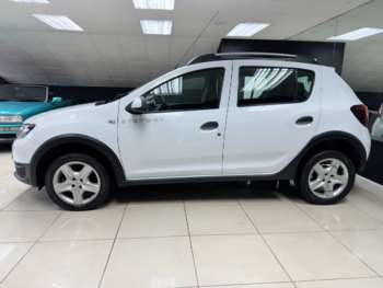 Used Dacia Sandero Stepway 2013 for sale - 73260469: Photo