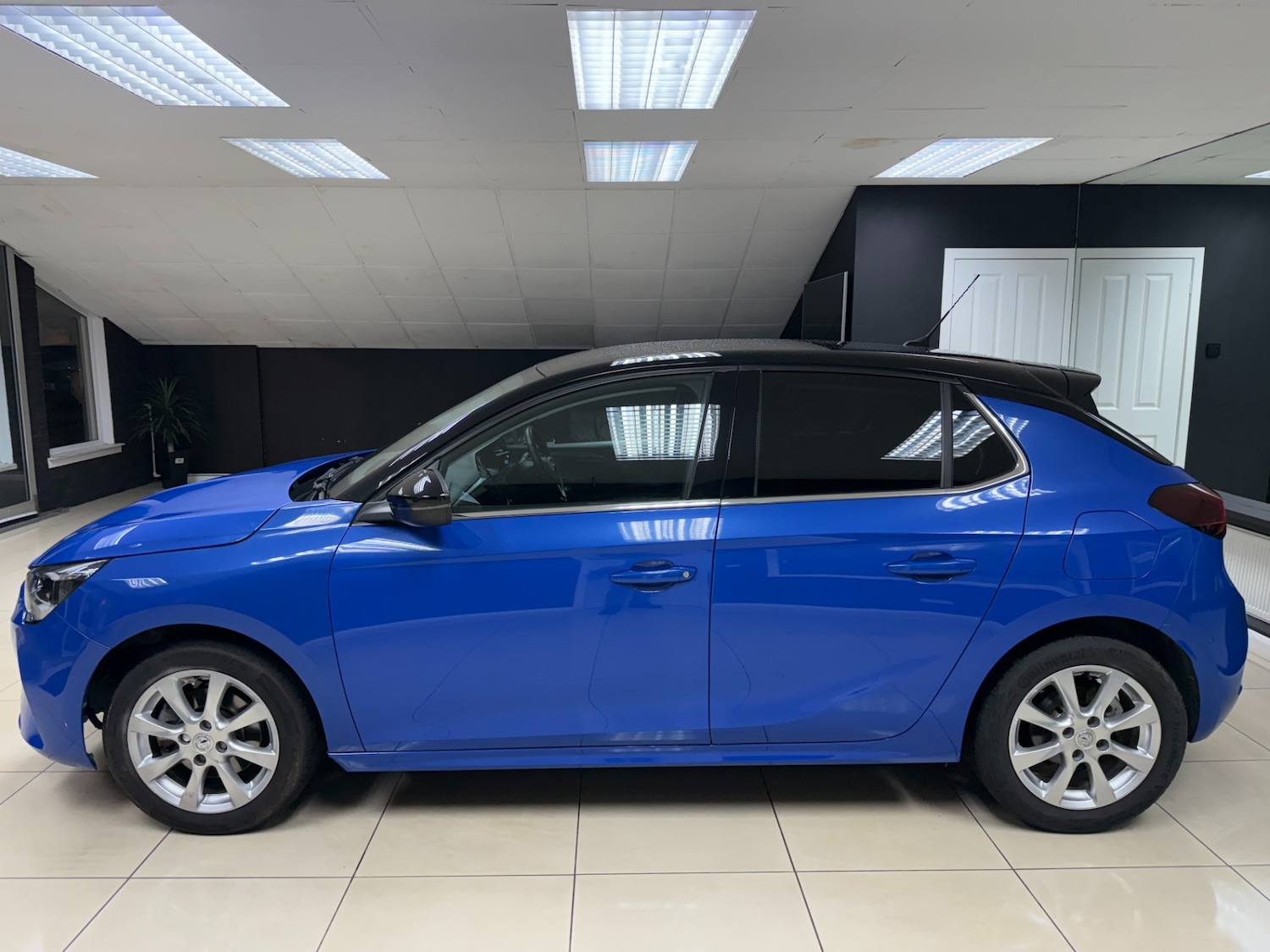 Used Vauxhall Corsa 2020 for sale - 76455538: Photo 4