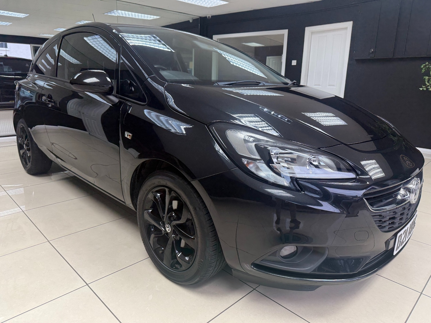 Used Vauxhall Corsa 2018 for sale - 76368396: Photo 1