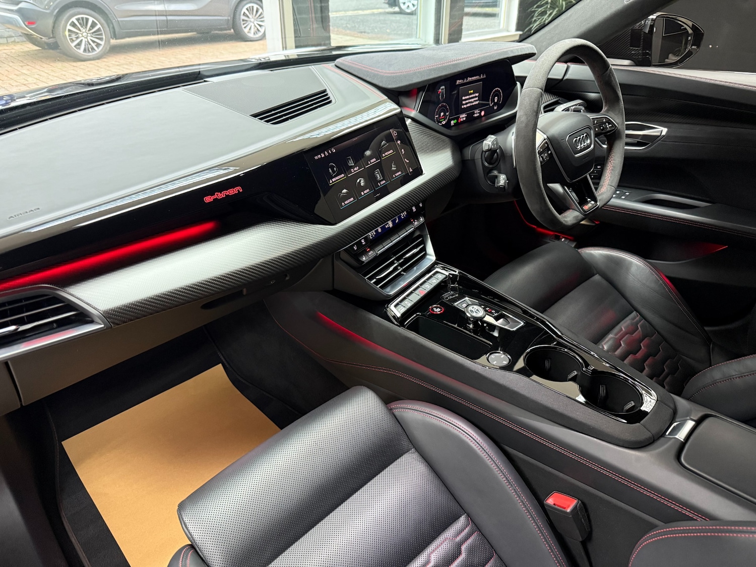 Used Audi RS e-tron GT 2023 for sale - 76508098: Photo 11