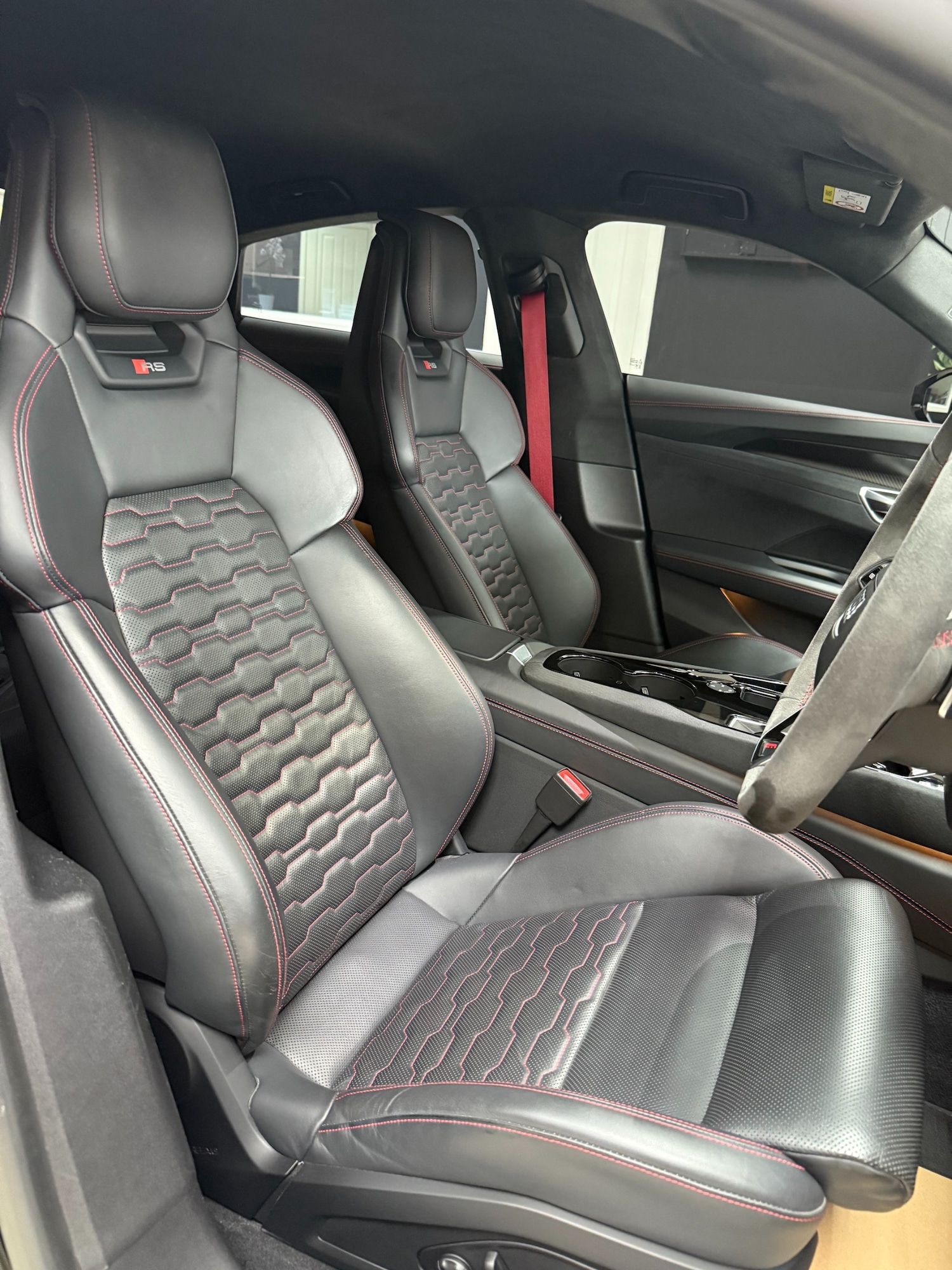 Used Audi RS e-tron GT 2023 for sale - 76508098: Photo 13