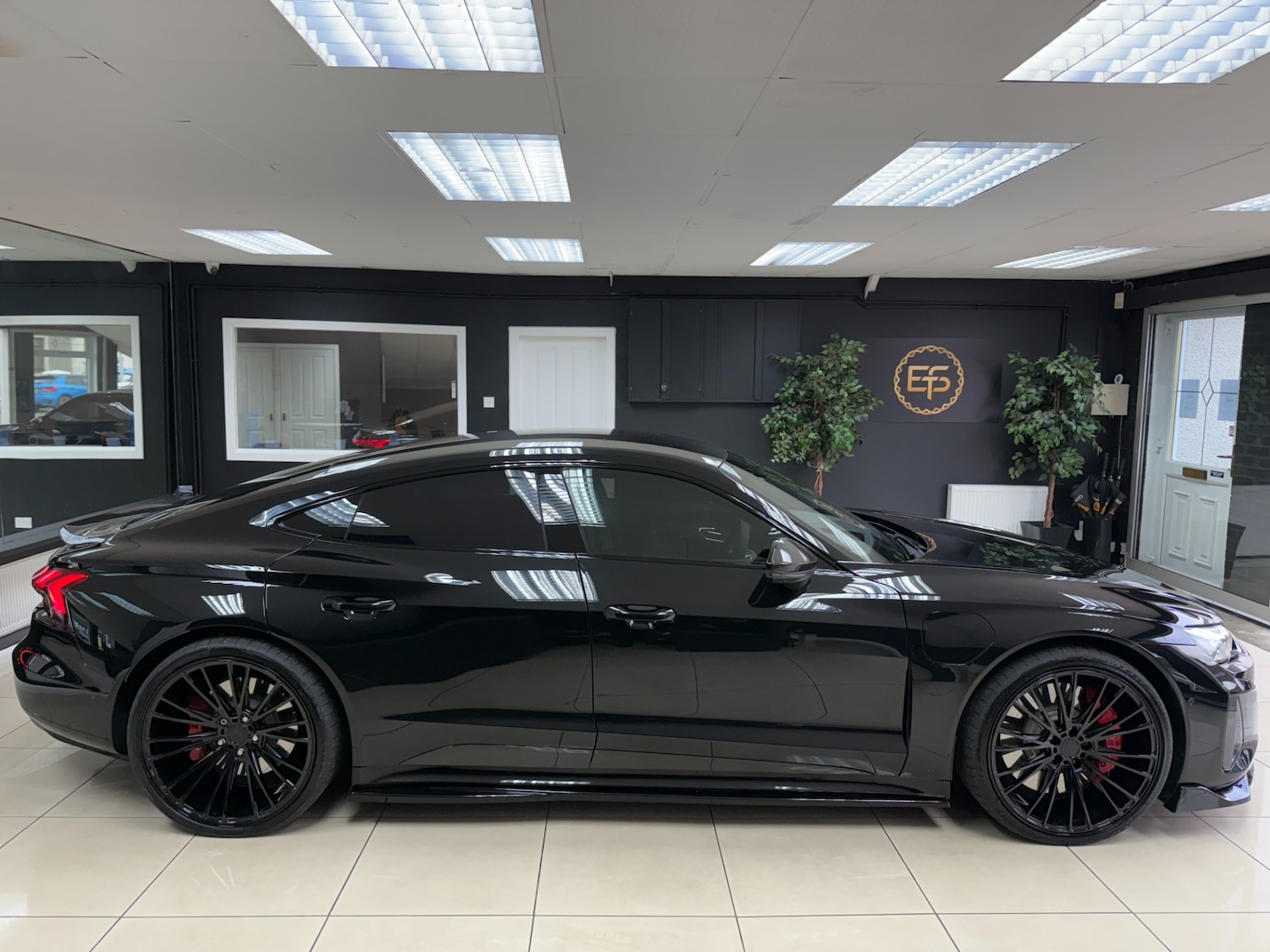 Used Audi RS e-tron GT 2023 for sale - 76508098: Photo 5