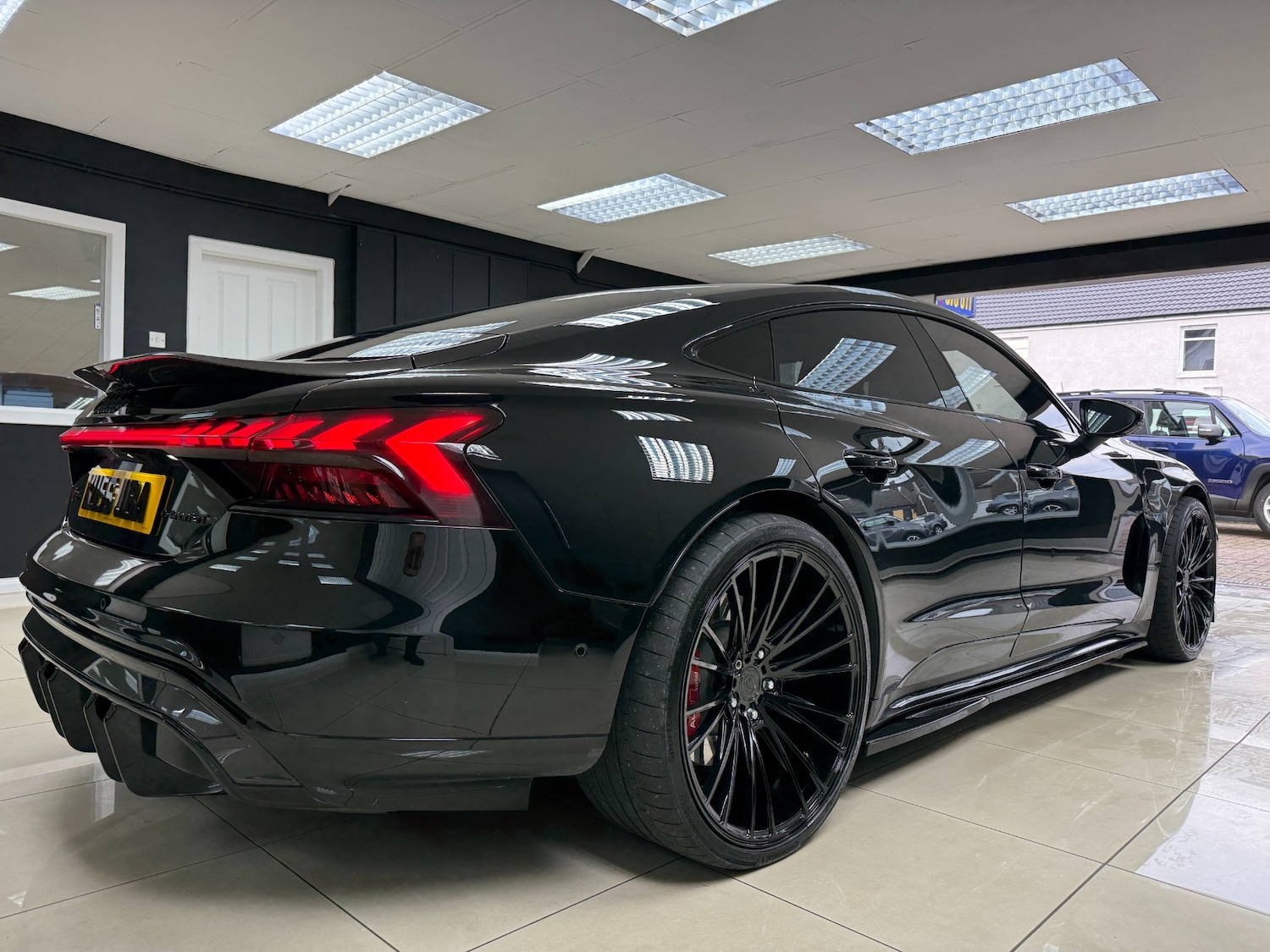 Used Audi RS e-tron GT 2023 for sale - 76508098: Photo 8