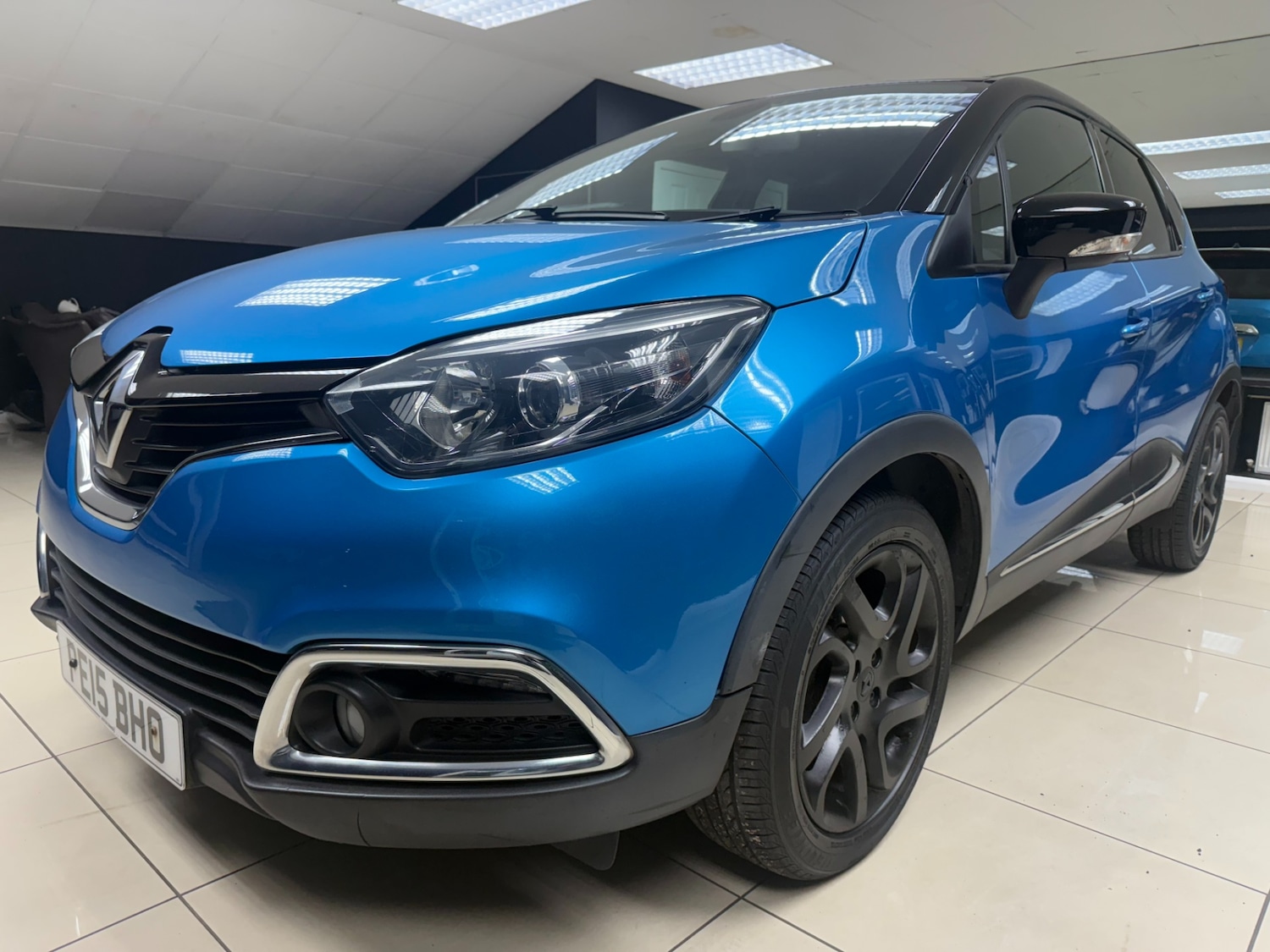Used Renault Captur 2015 for sale - 76611672: Photo 3