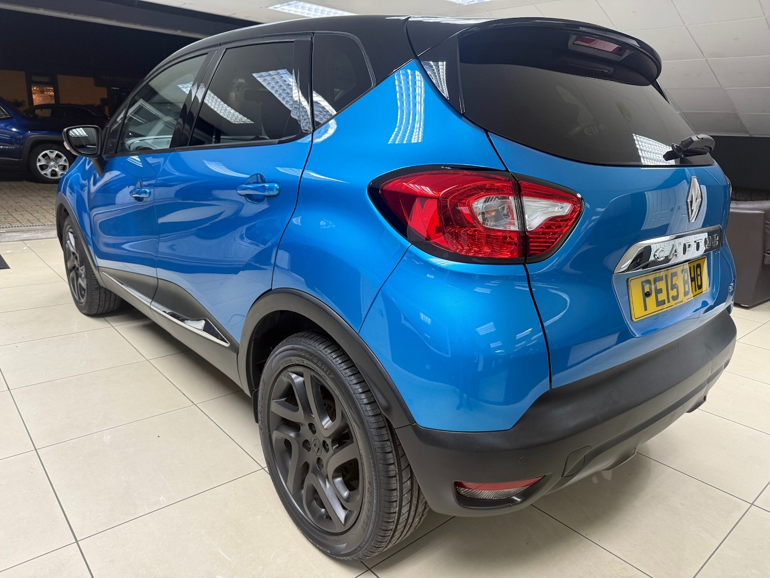 Used Renault Captur 2015 for sale - 76611672: Photo 6