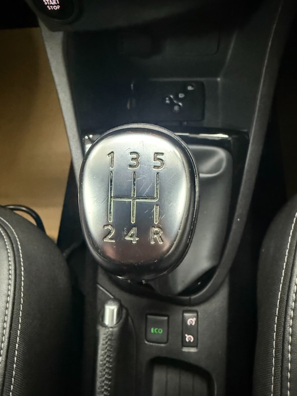 Used Renault Clio 2019 for sale - 76286789: Photo 17