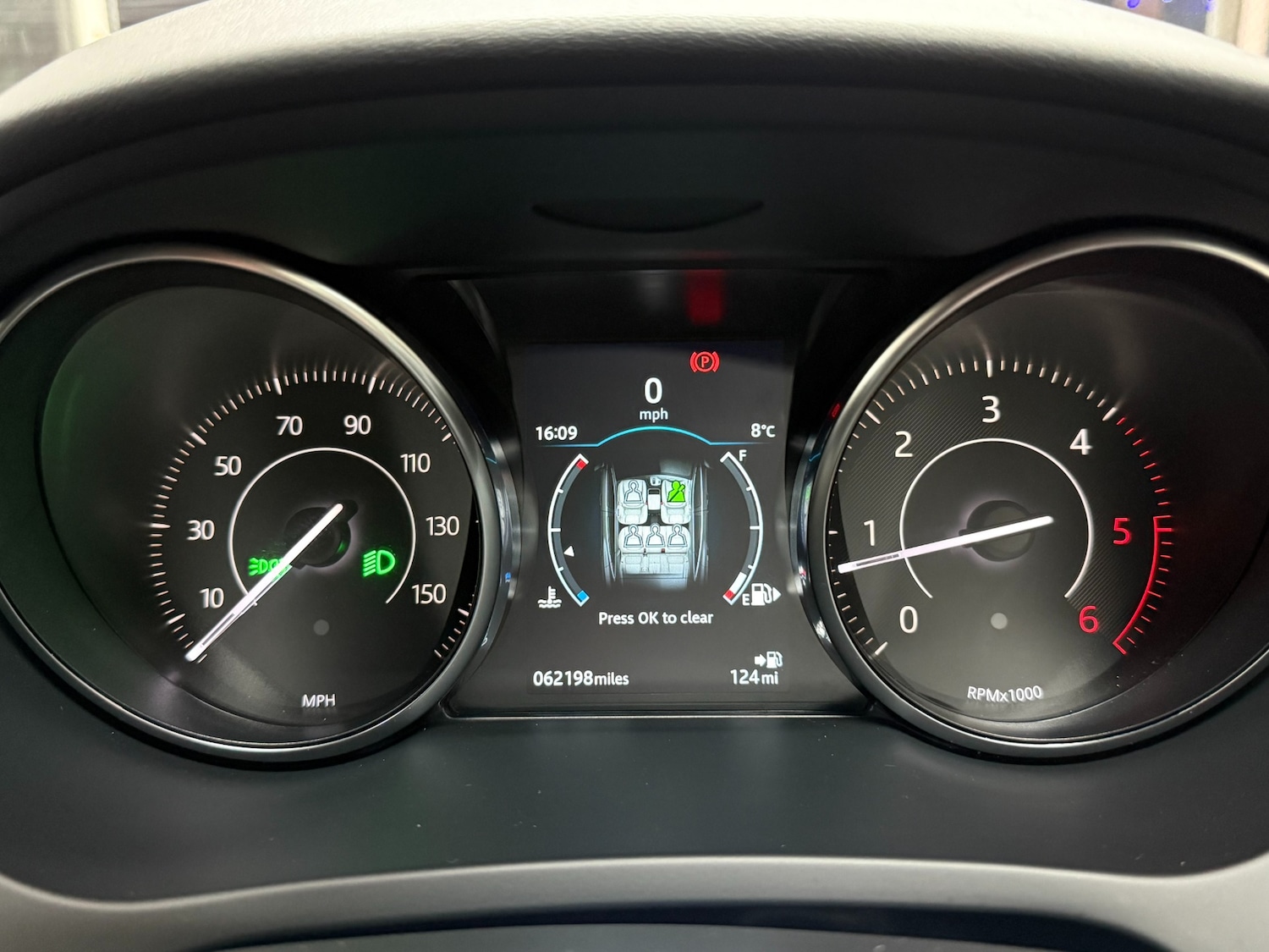 Used Jaguar E-Pace 2019 for sale - 76935374: Photo 10