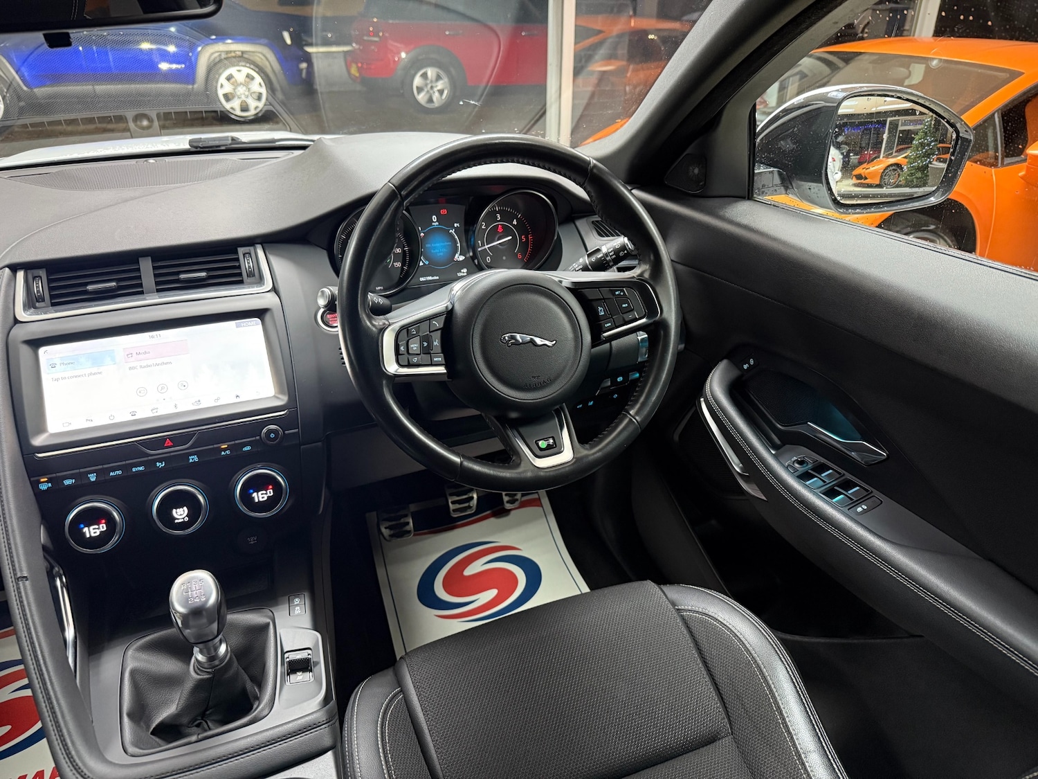 Used Jaguar E-Pace 2019 for sale - 76935374: Photo 11