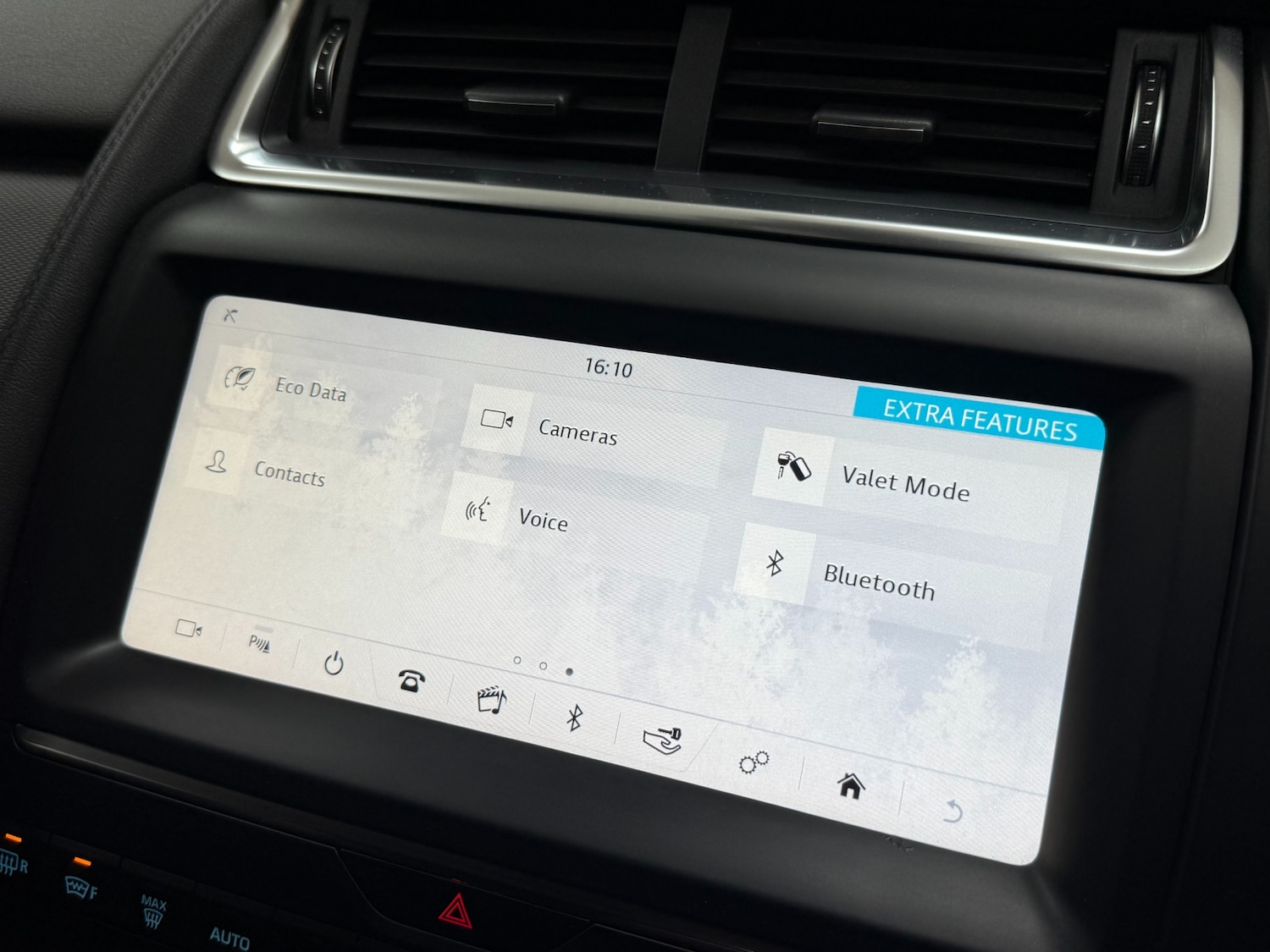 Used Jaguar E-Pace 2019 for sale - 76935374: Photo 14