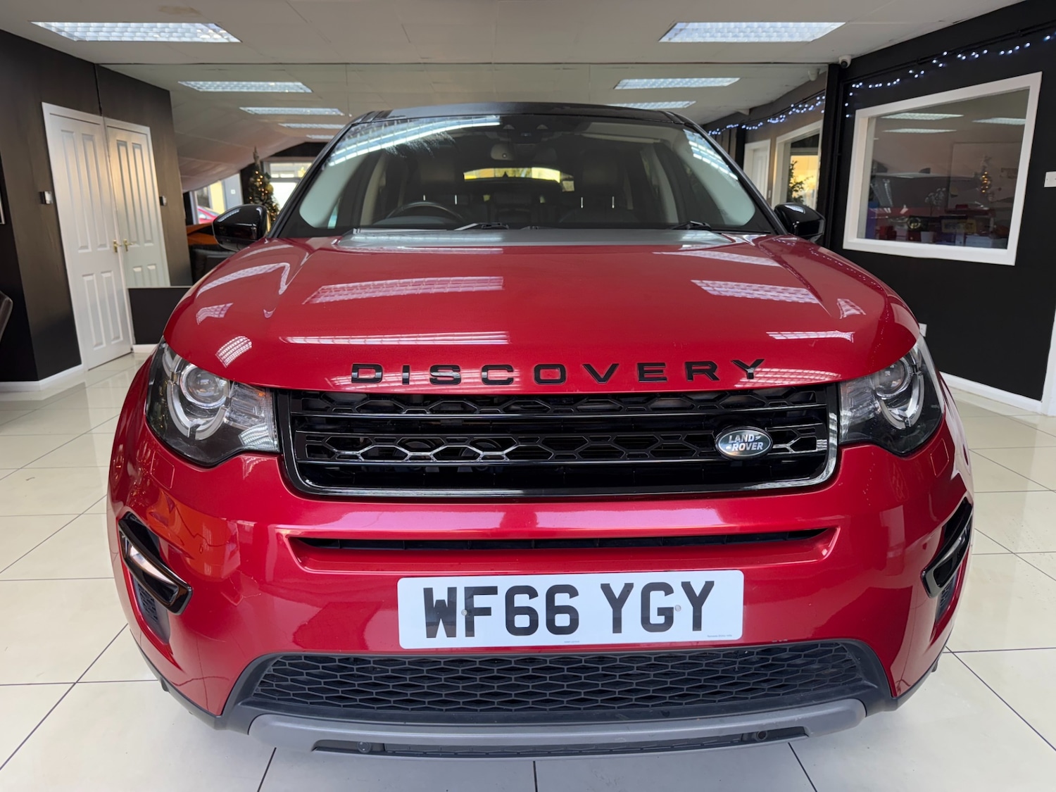 Used Land Rover Discovery Sport 2016 for sale - 77058382: Photo 2