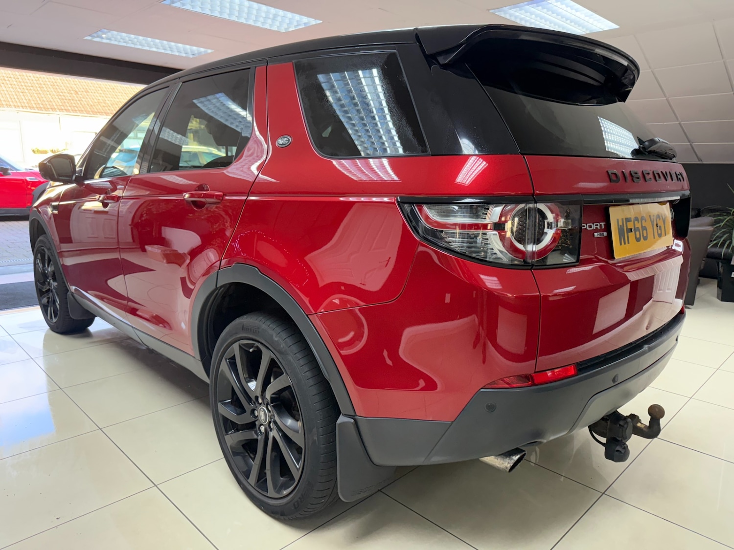 Used Land Rover Discovery Sport 2016 for sale - 77058382: Photo 6