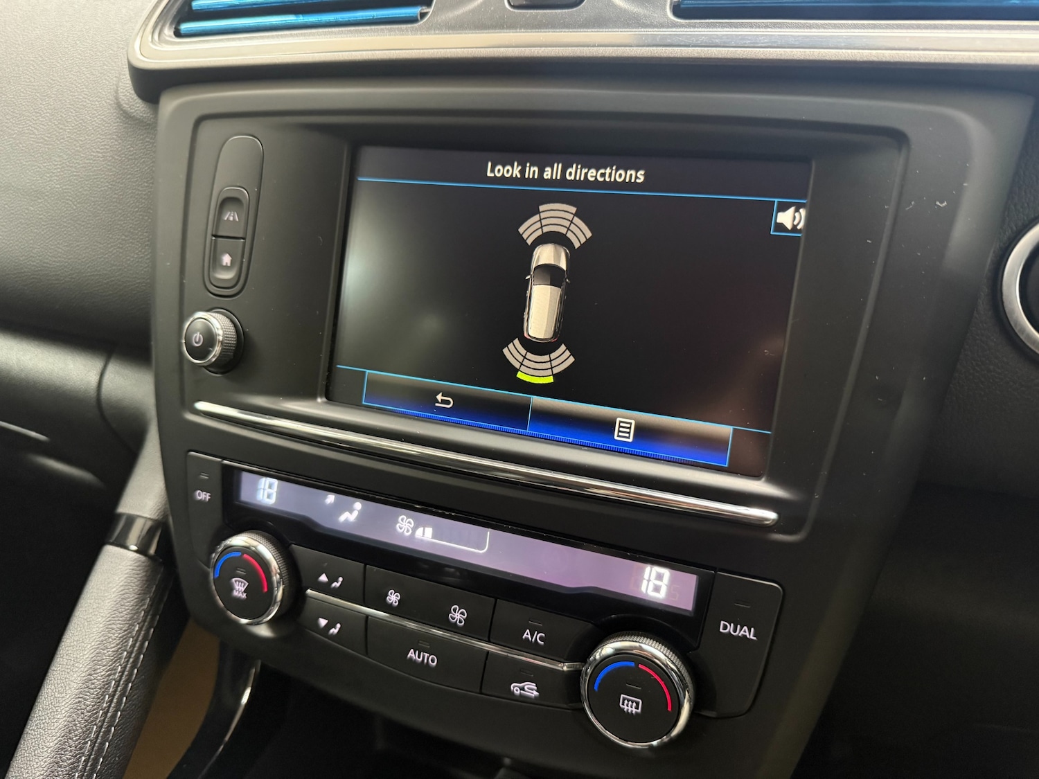 Used Renault Kadjar 2017 for sale - 76352128: Photo 17