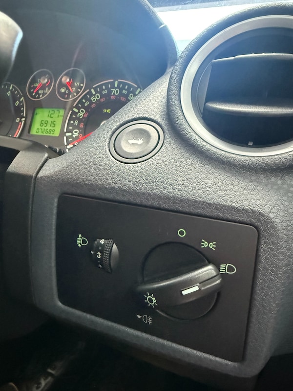 Used Ford Fiesta 2008 for sale - 76205992: Photo 13