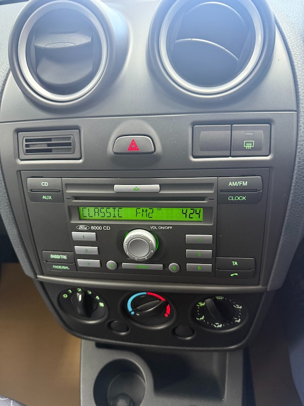 Used Ford Fiesta 2008 for sale - 76205992: Photo 14