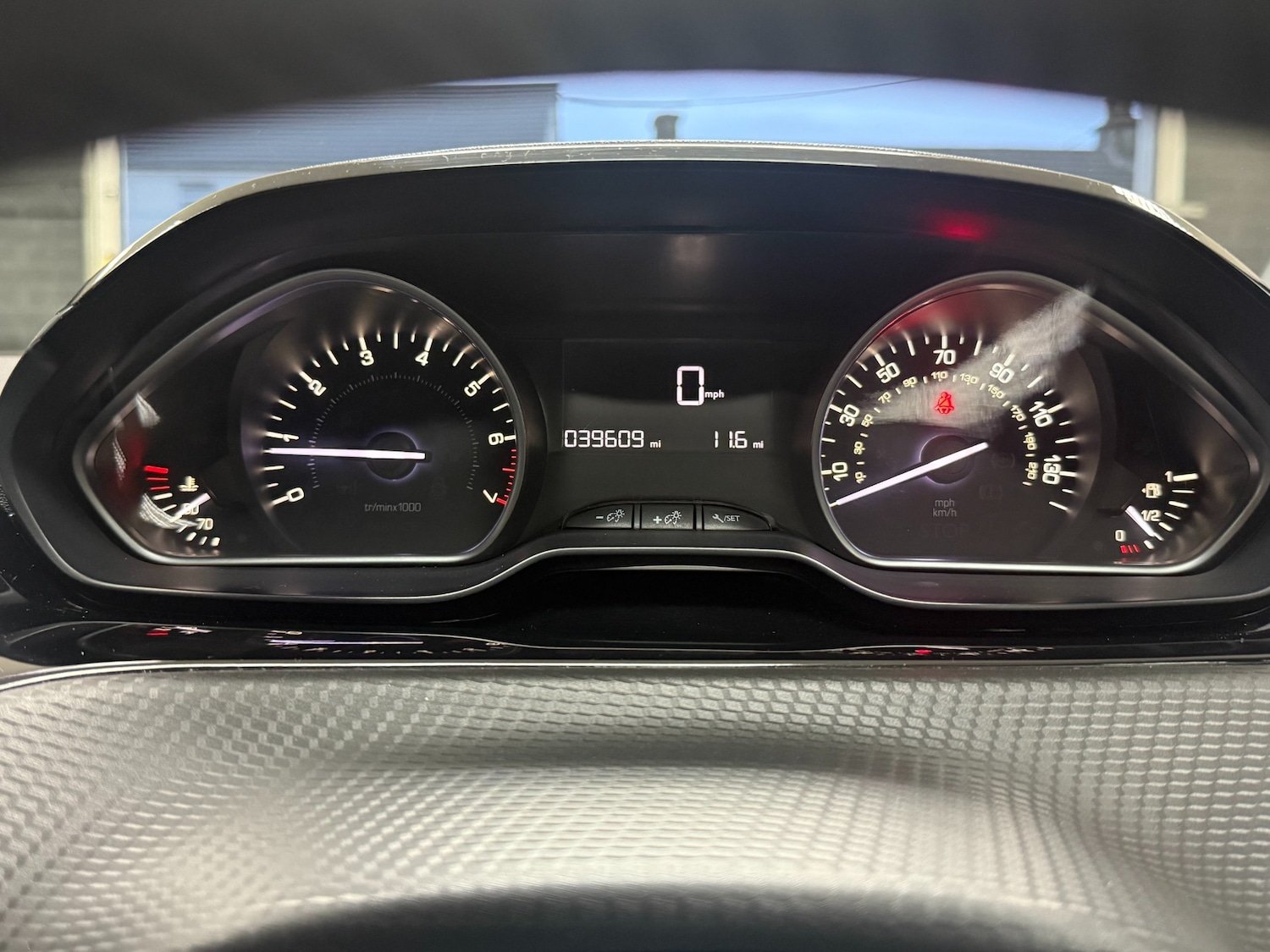 Used Peugeot 2008 2017 for sale - 76368406: Photo 13