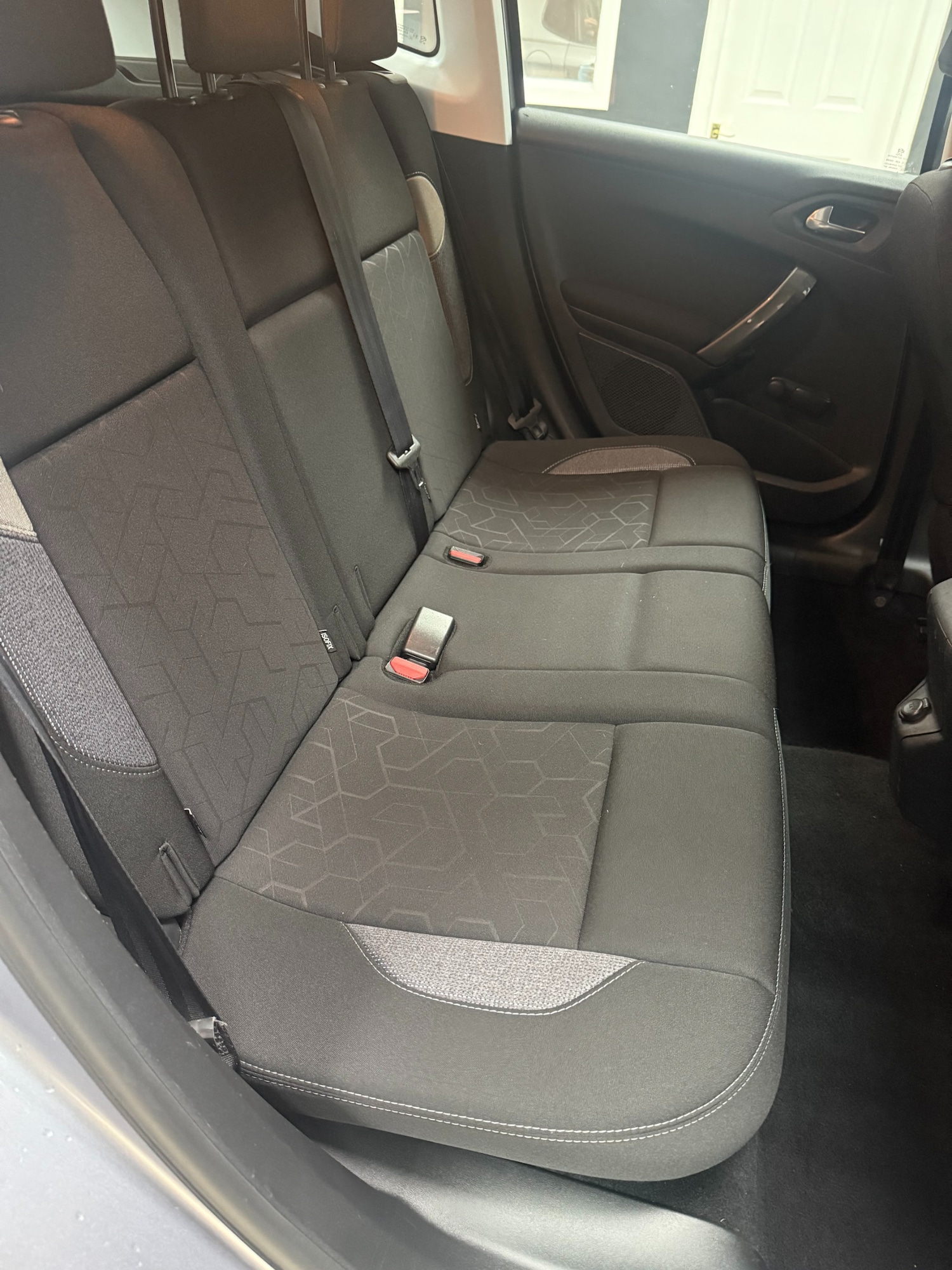 Used Peugeot 2008 2017 for sale - 76368406: Photo 17