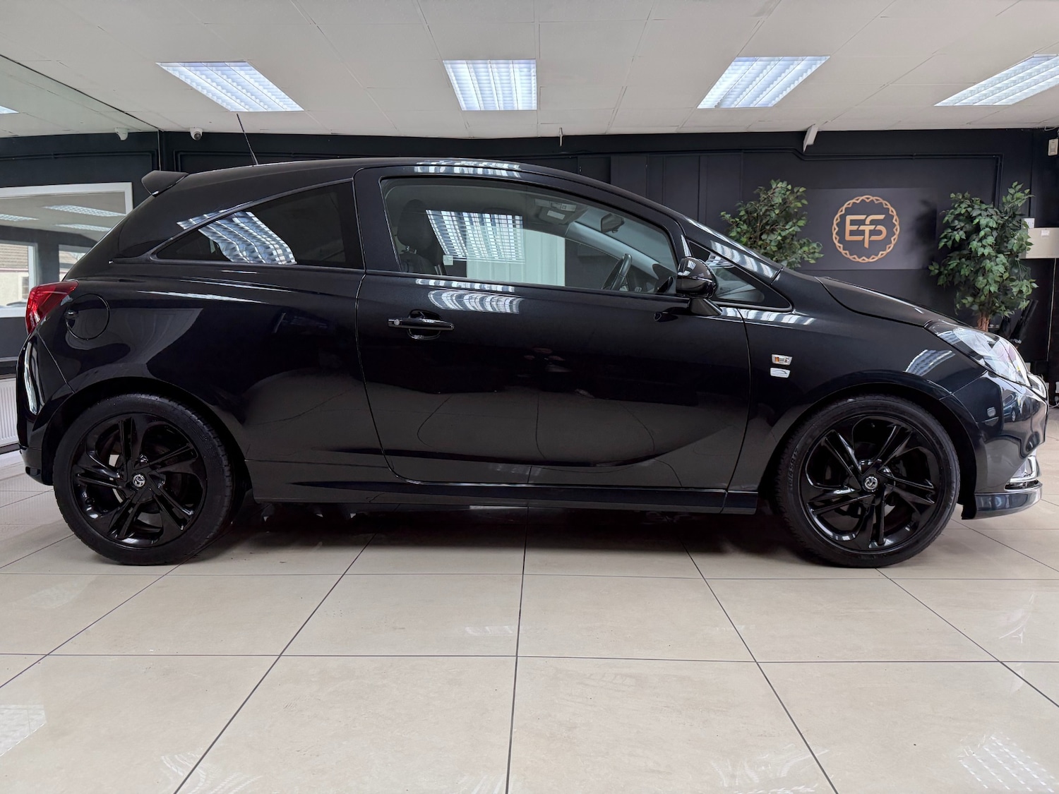 Used Vauxhall Corsa 2015 for sale - 77836744: Photo 6