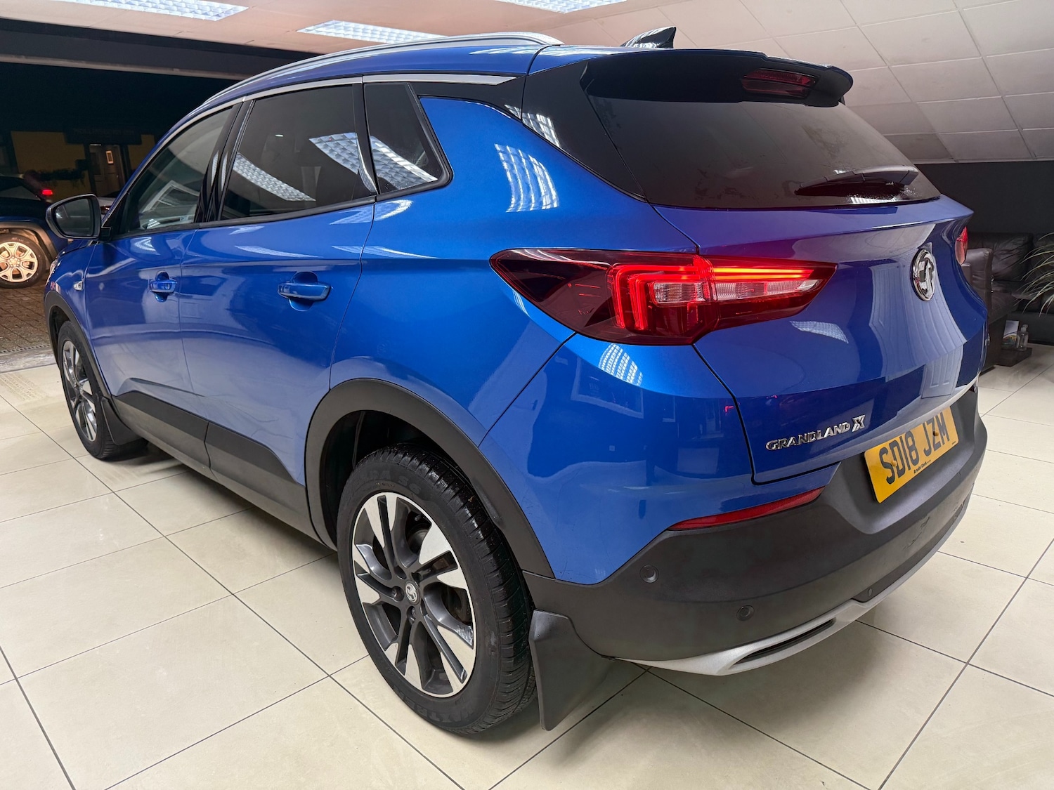 Used Vauxhall Grandland X 2018 for sale - 76664318: Photo 5