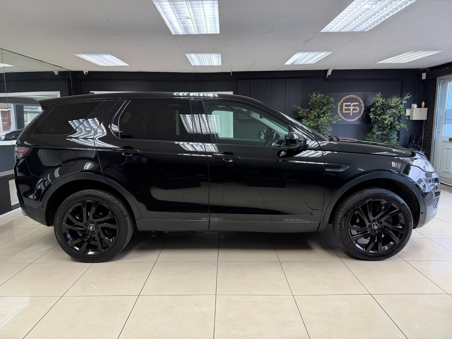Used Land Rover Discovery Sport 2016 for sale - 78045762: Photo 5