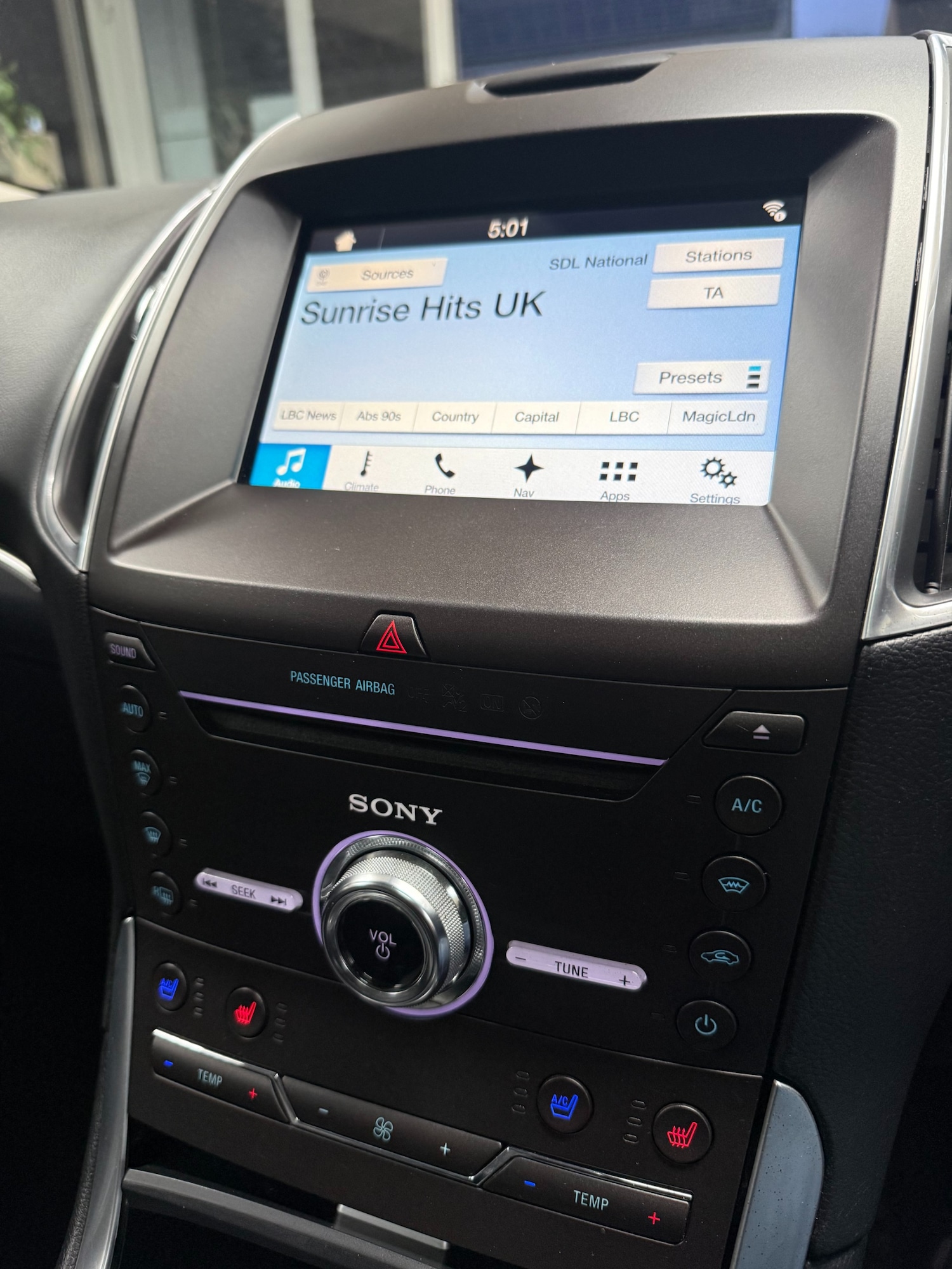 Used Ford Edge 2017 for sale - 77385533: Photo 16