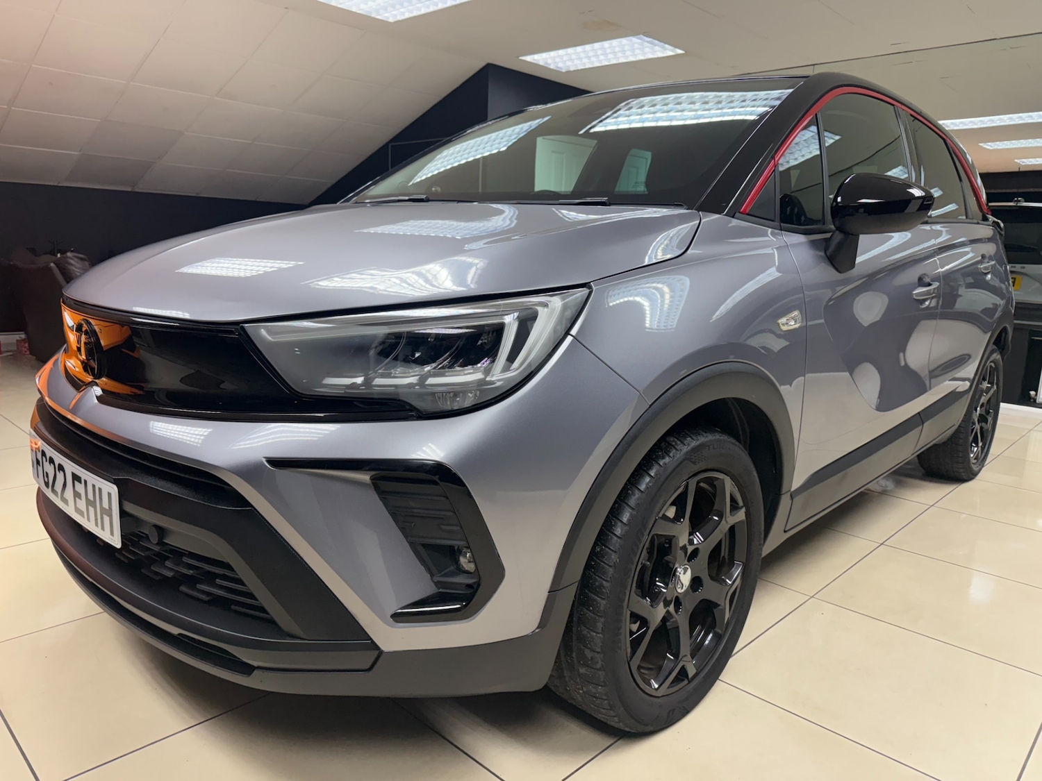 Used Vauxhall Crossland 2022 for sale - 76705999: Photo 2