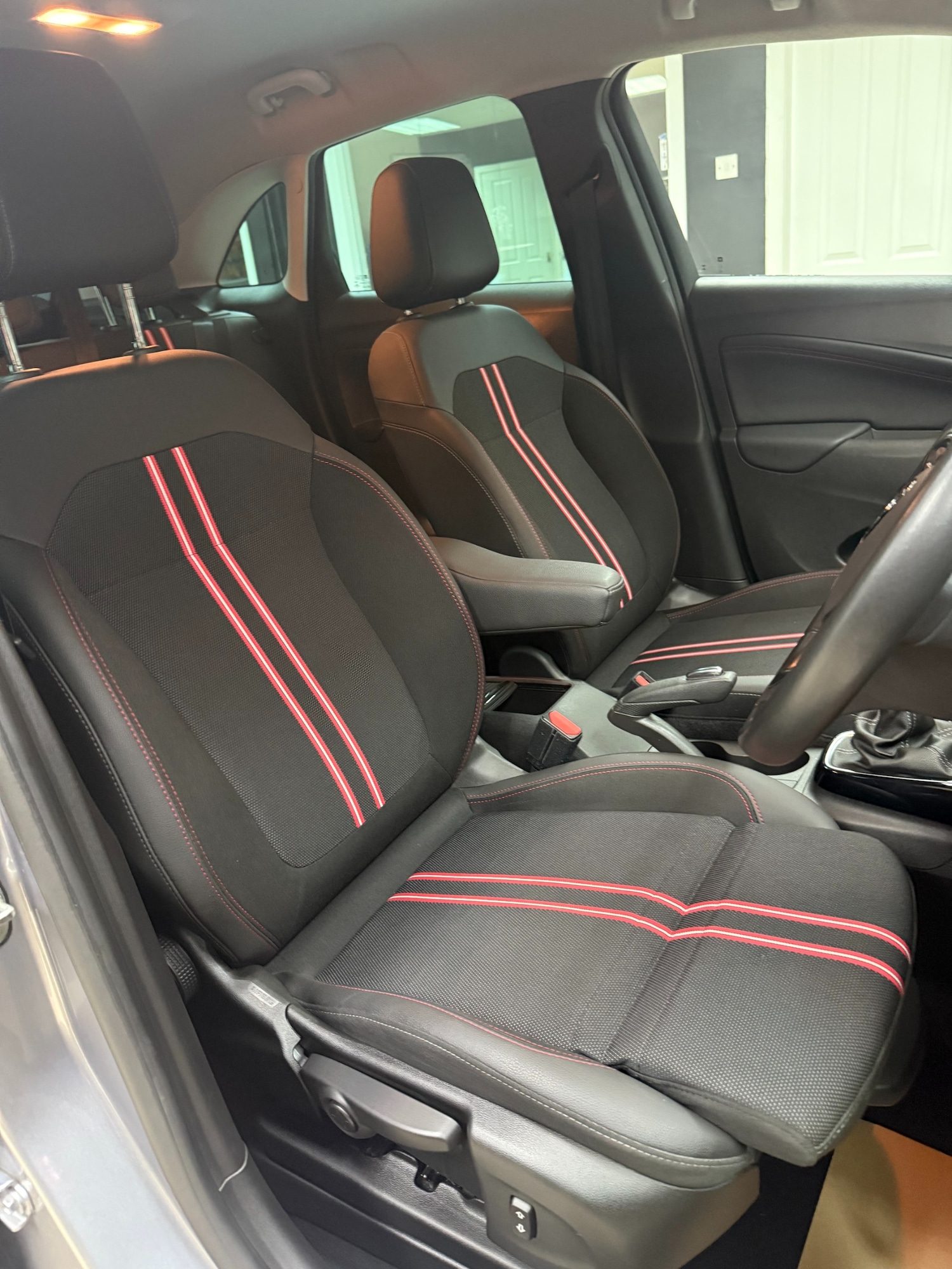 Used Vauxhall Crossland 2022 for sale - 76705999: Photo 9