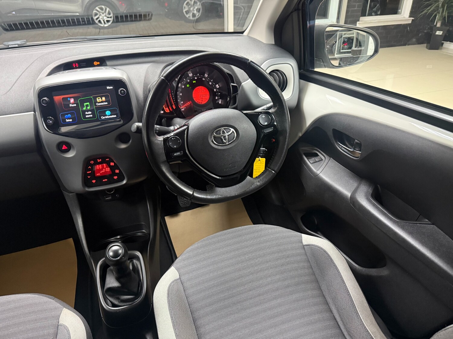 Used Toyota AYGO 2020 for sale - 76368415: Photo 10