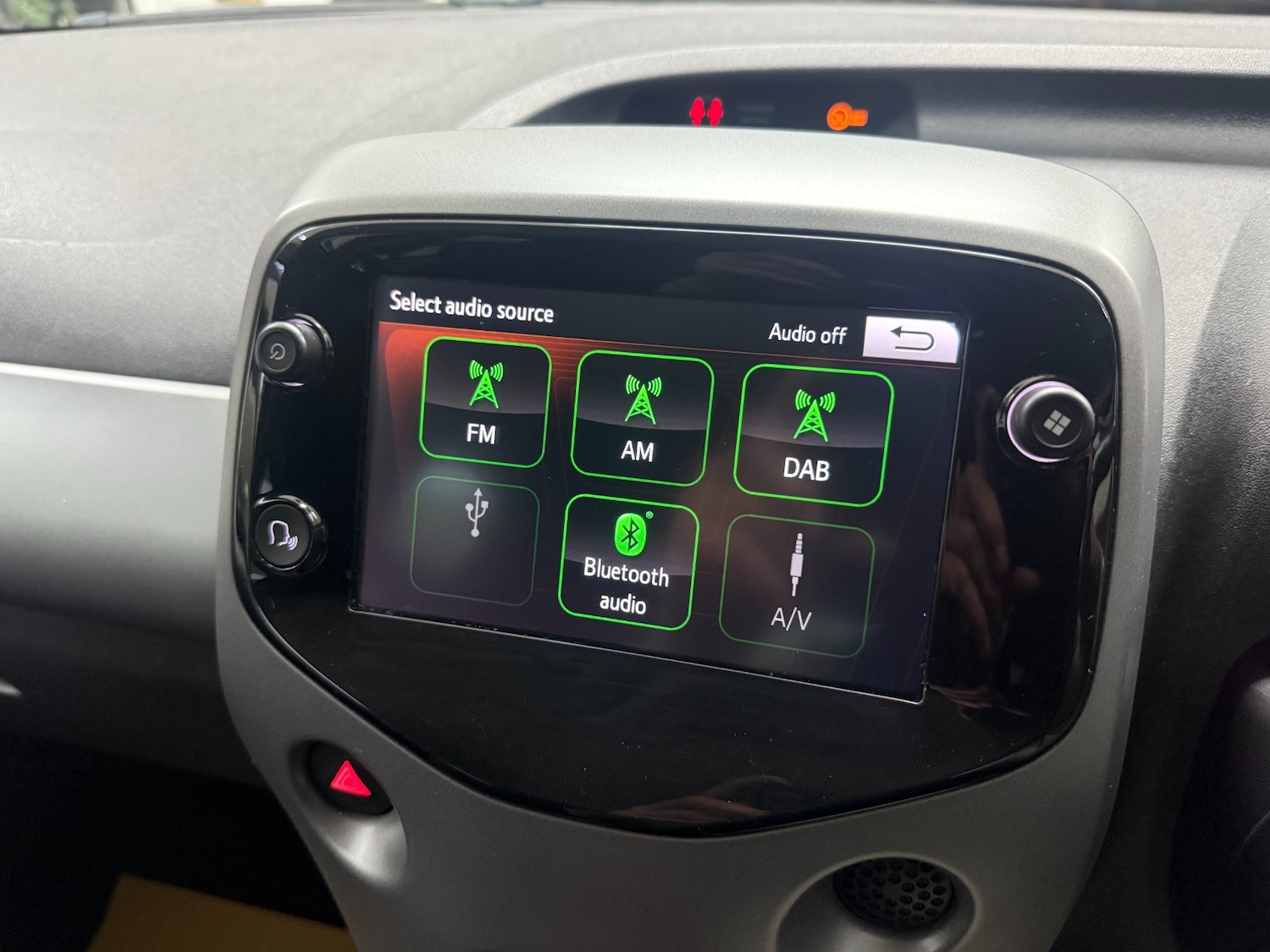 Used Toyota AYGO 2020 for sale - 76368415: Photo 16