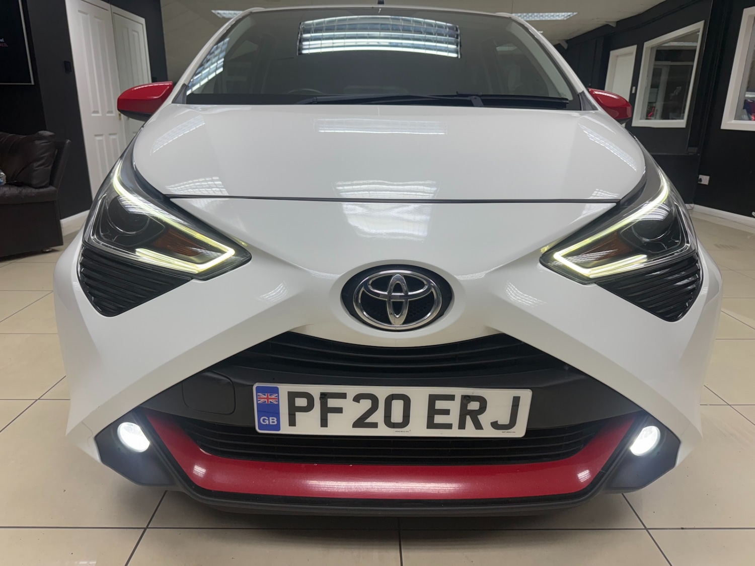 Used Toyota AYGO 2020 for sale - 76368415: Photo 2