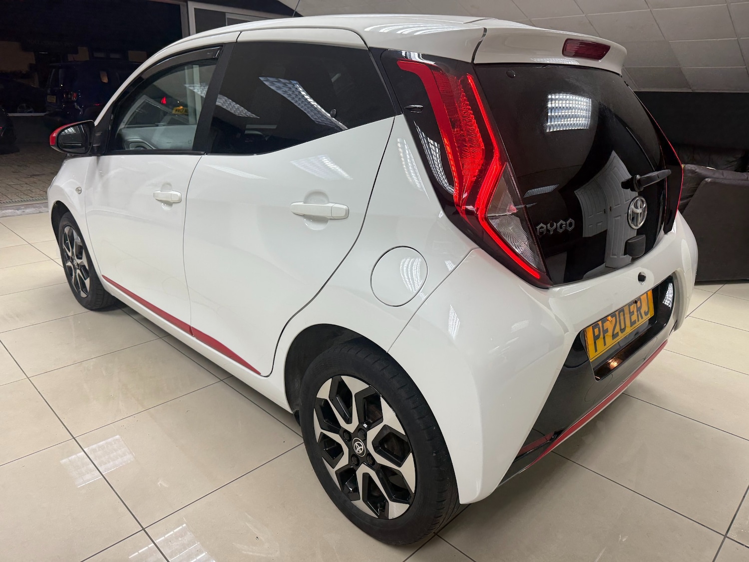 Used Toyota AYGO 2020 for sale - 76368415: Photo 6