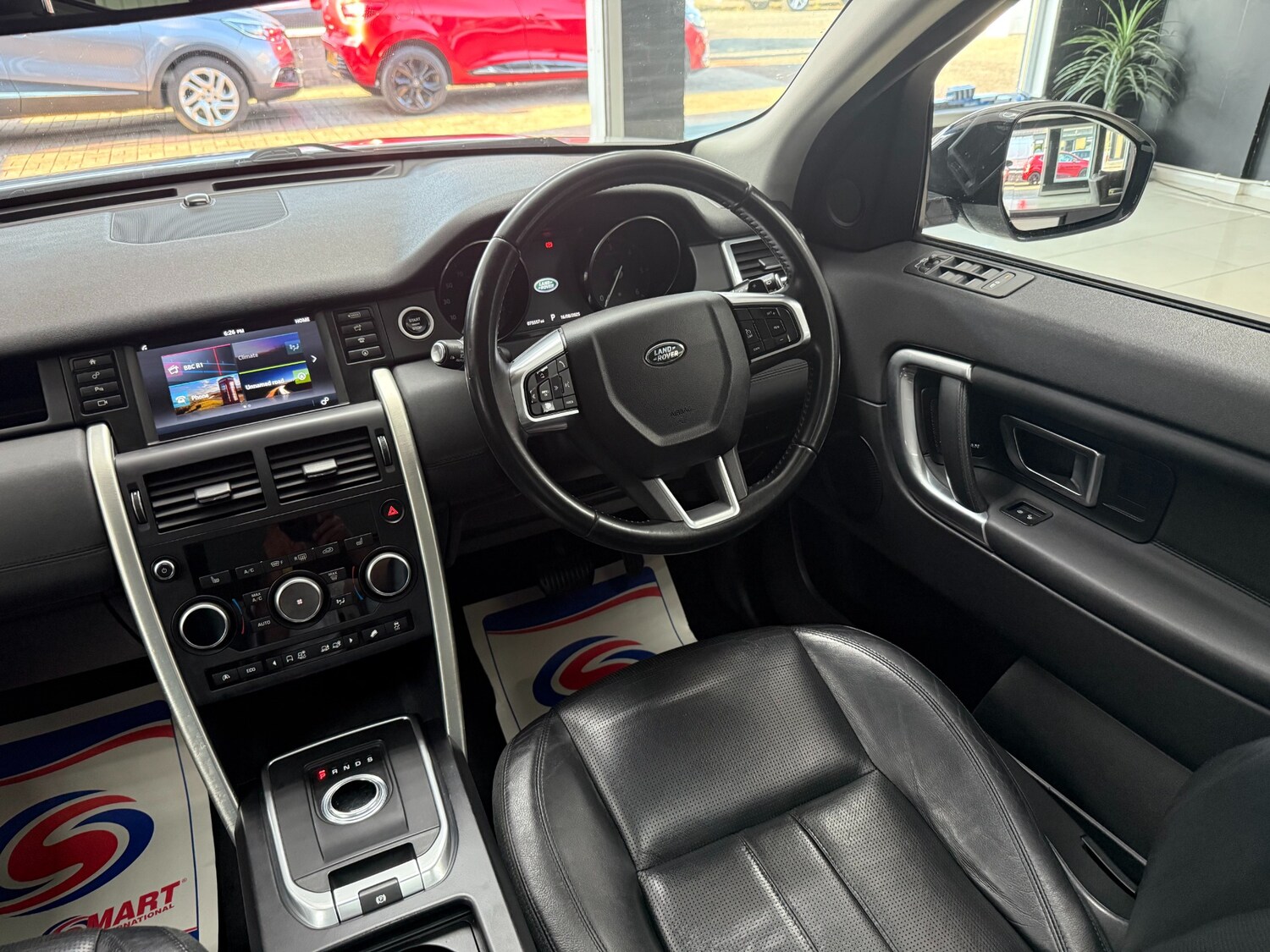 Used Land Rover Discovery Sport 2017 for sale - 76611661: Photo 10