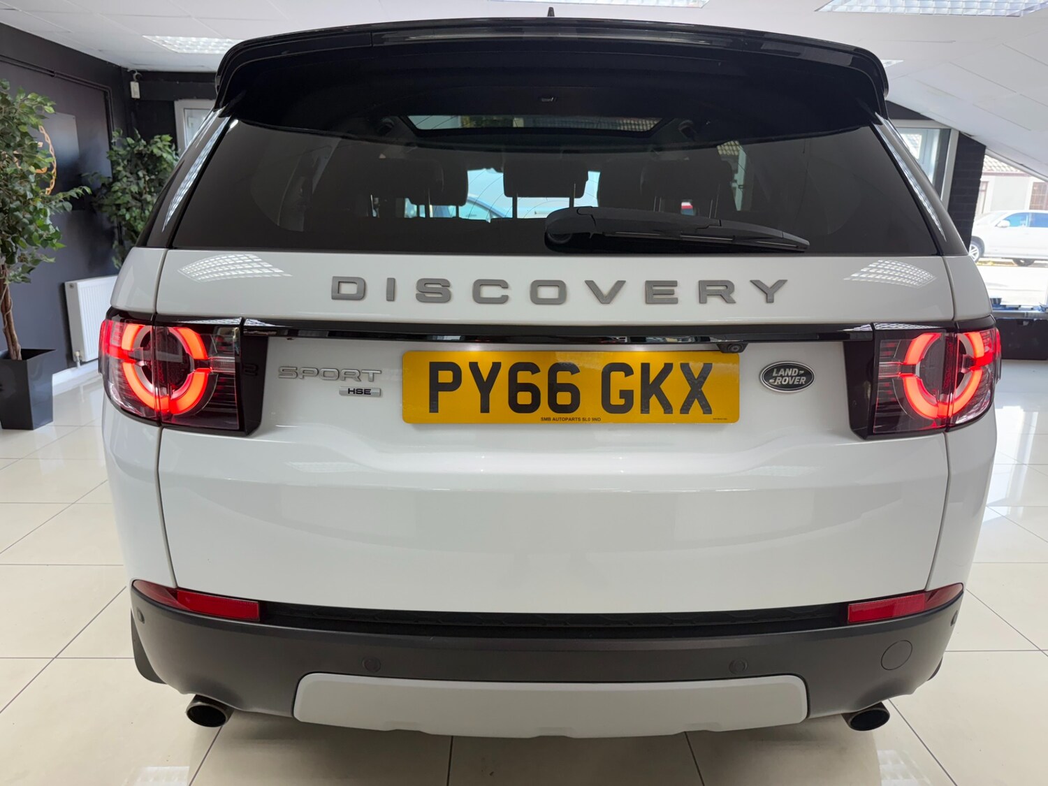 Used Land Rover Discovery Sport 2017 for sale - 76611661: Photo 7