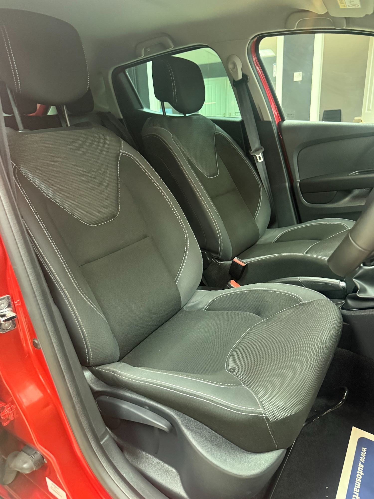 Used Renault Clio 2019 for sale - 77682171: Photo 11