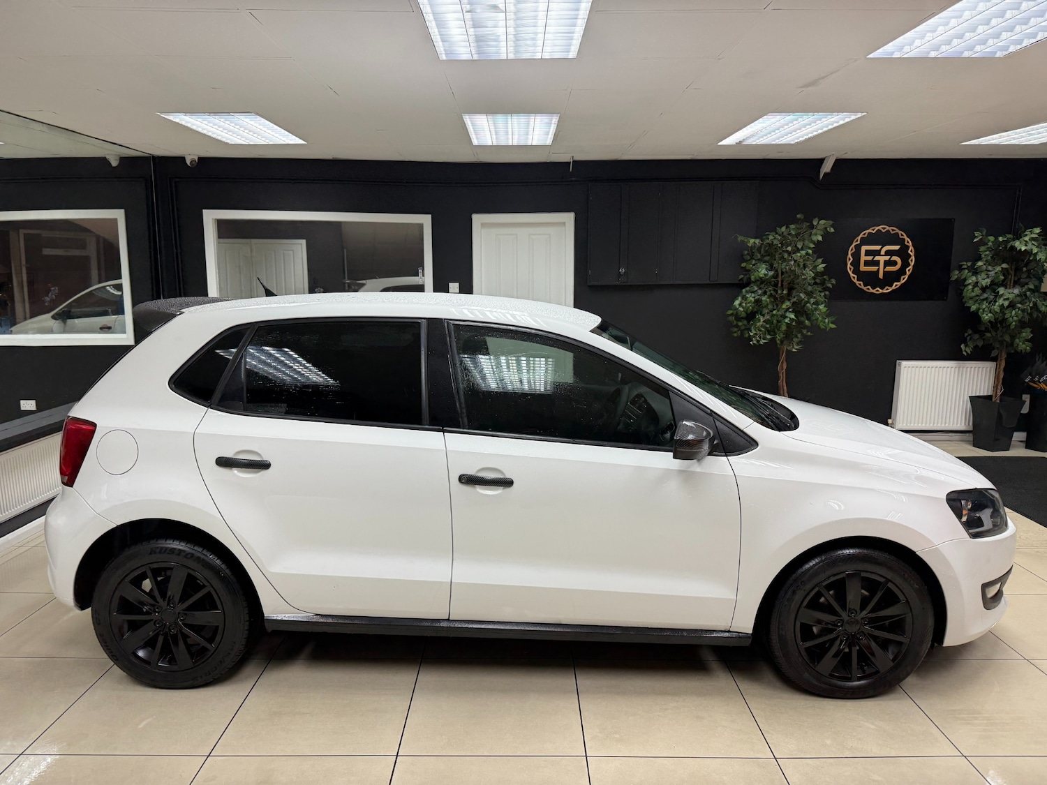 Used Volkswagen Polo 2013 for sale - 76935416: Photo 5