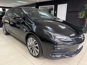 2020 (70) - 1.2 Turbo 145 SRi VX-Line Nav 5dr