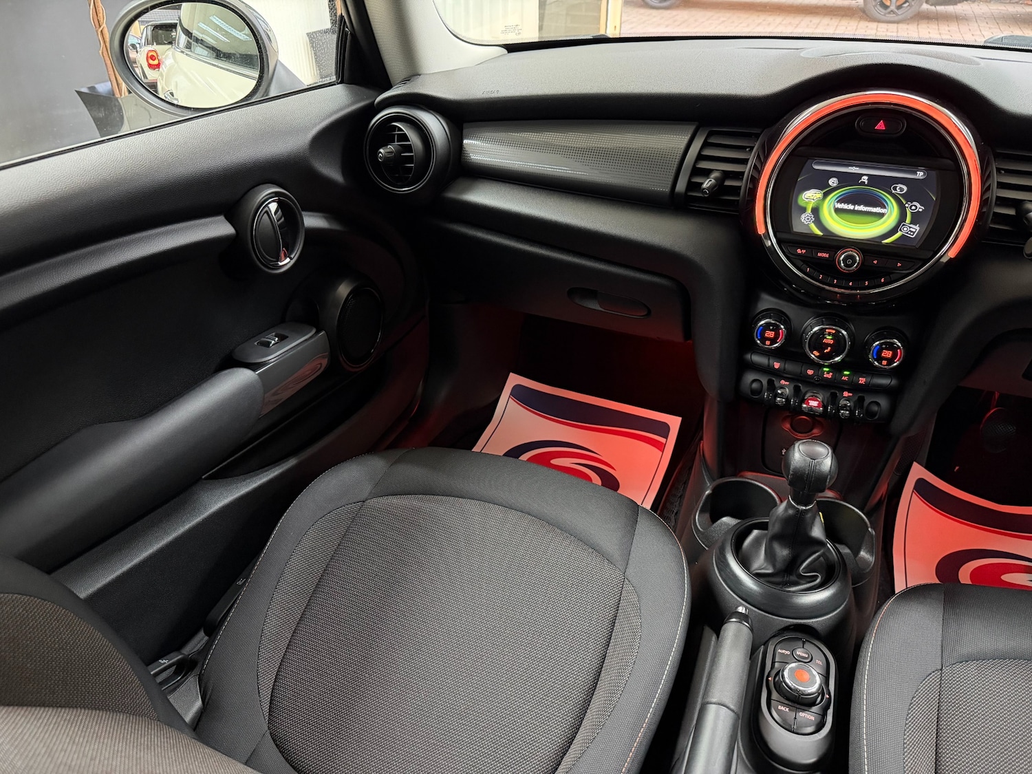 Used MINI Hatch 2015 for sale - 77934111: Photo 12