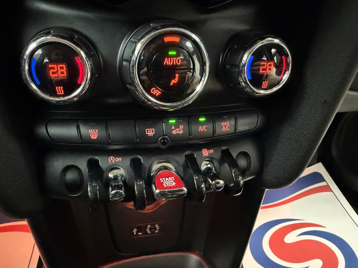 Used MINI Hatch 2015 for sale - 77934111: Photo 19