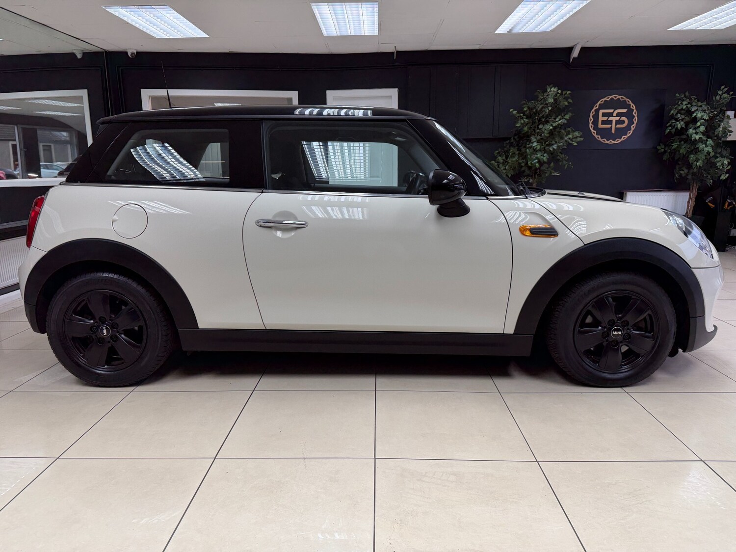 Used MINI Hatch 2015 for sale - 77934111: Photo 6