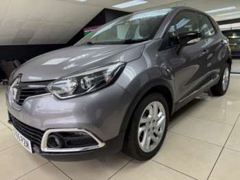 Used Renault Captur 2015 for sale - 74757772: Photo