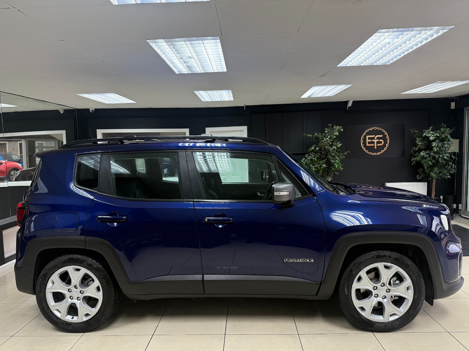 Used Jeep Renegade 2018 for sale - 76096950: Photo 5