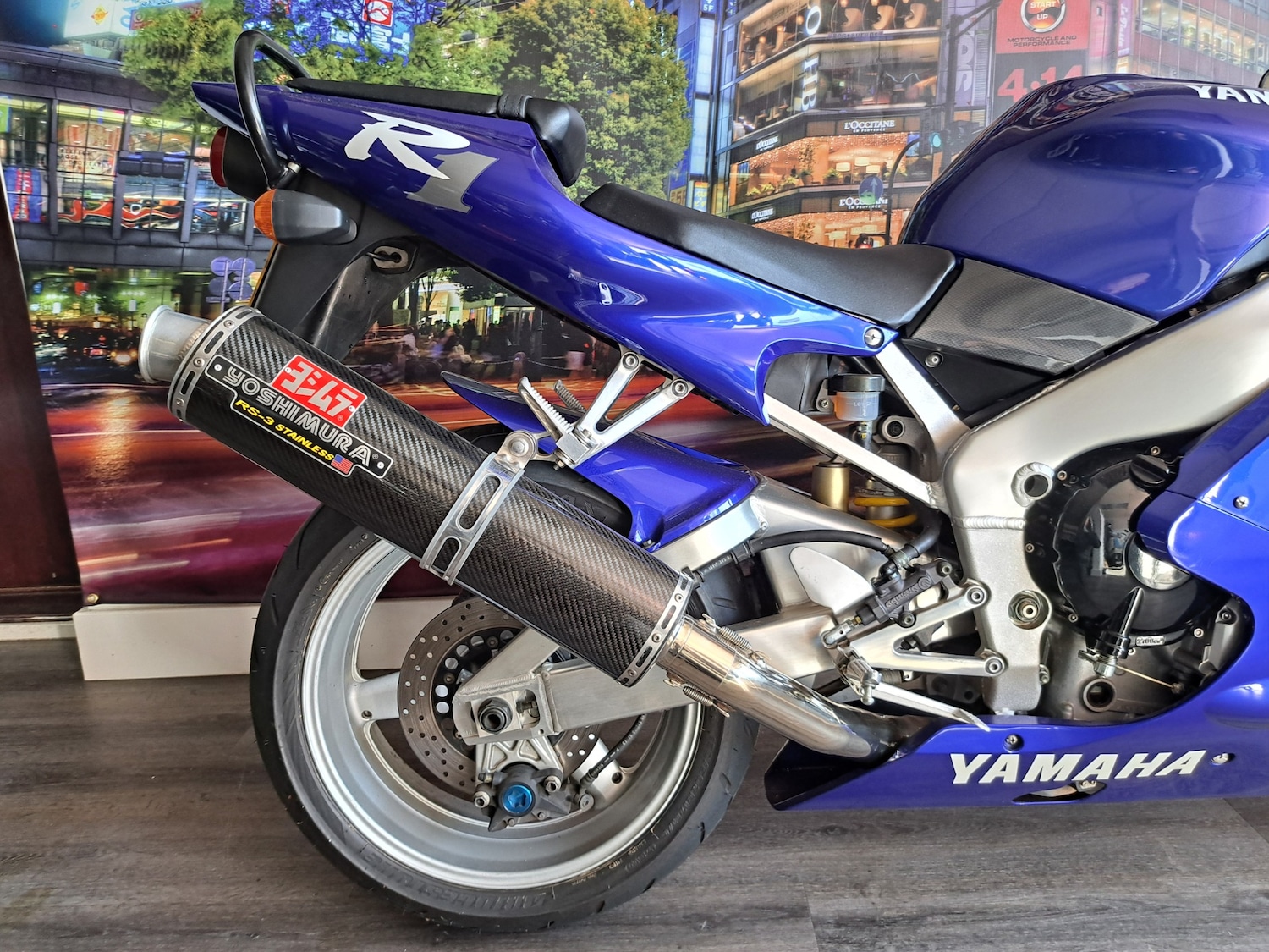 Yamaha R1