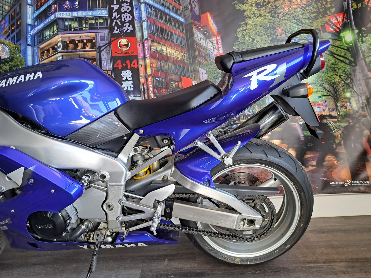 Yamaha R1