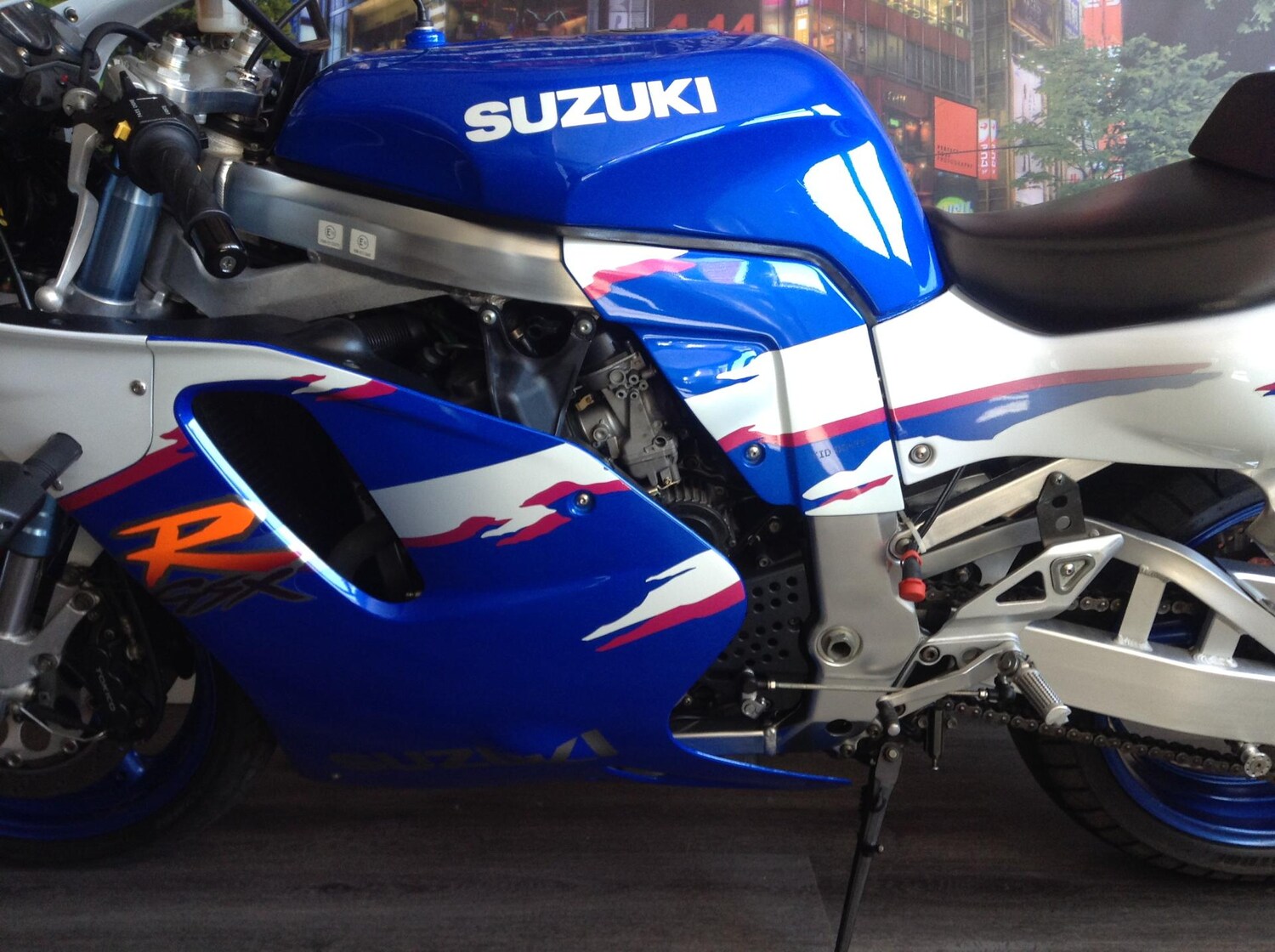 Suzuki GSX-R750